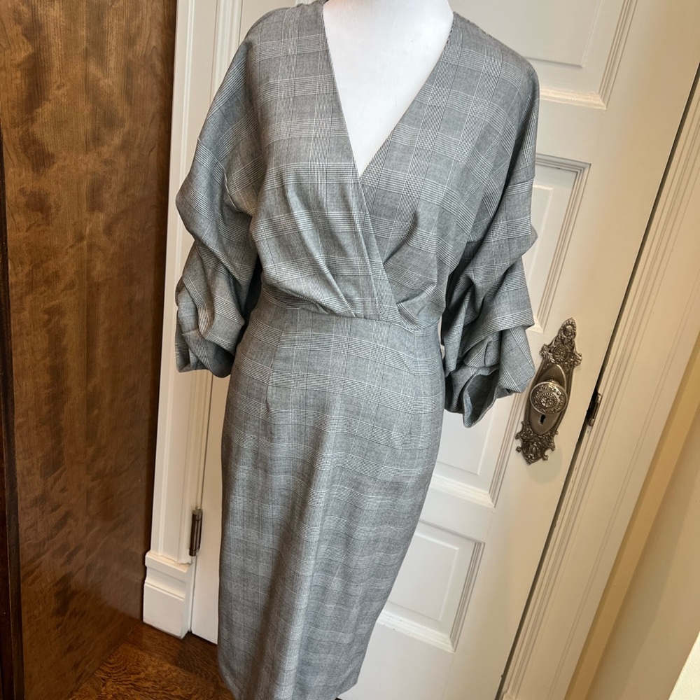 Zara Elegant Black/White Gray Plaid Women's Dress